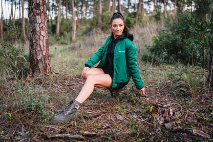 Bomber verde escuro com logotipo bordado em dourado woman